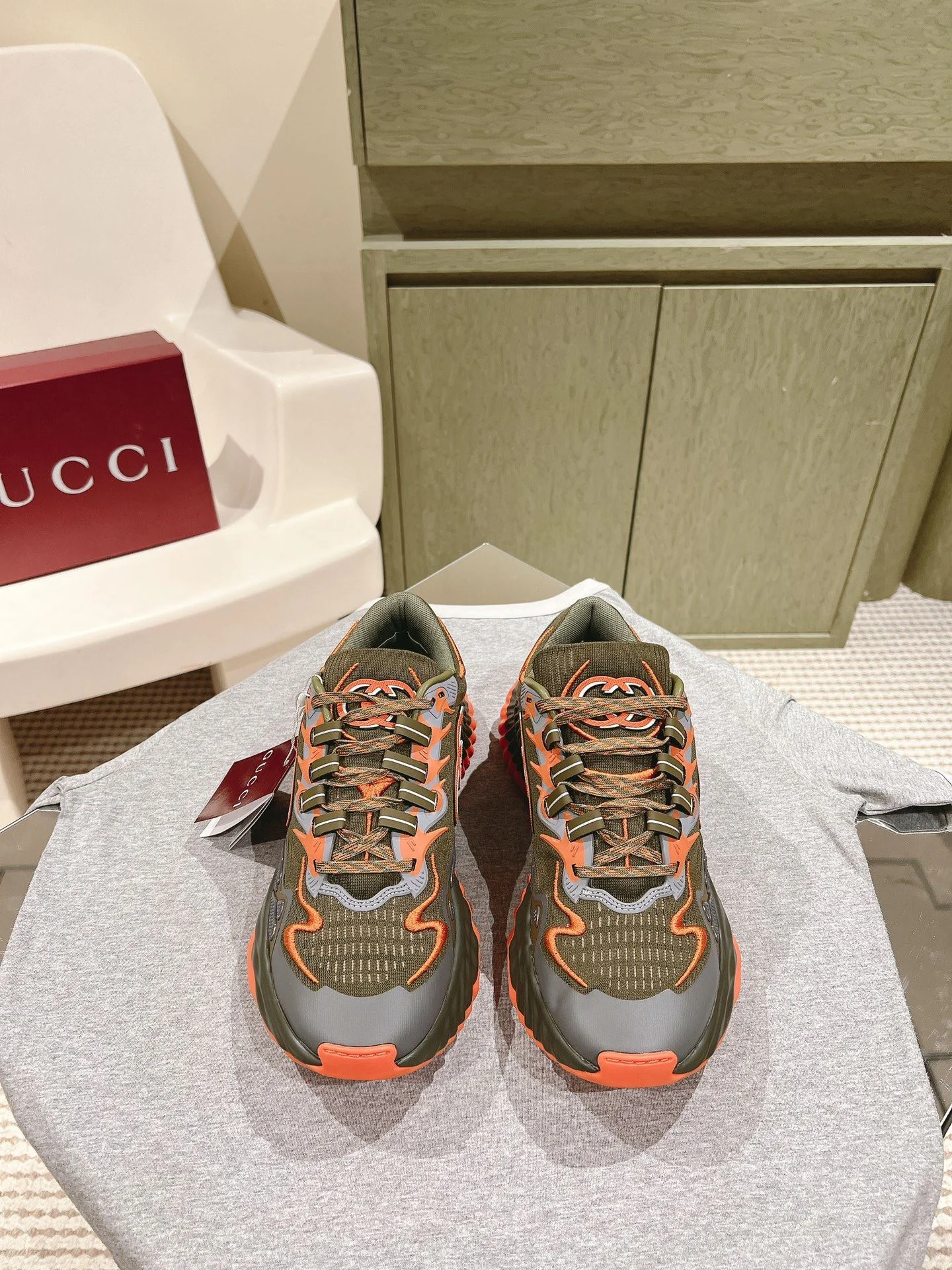 RelaxedFit Gucci Rhyton Shoes 24401