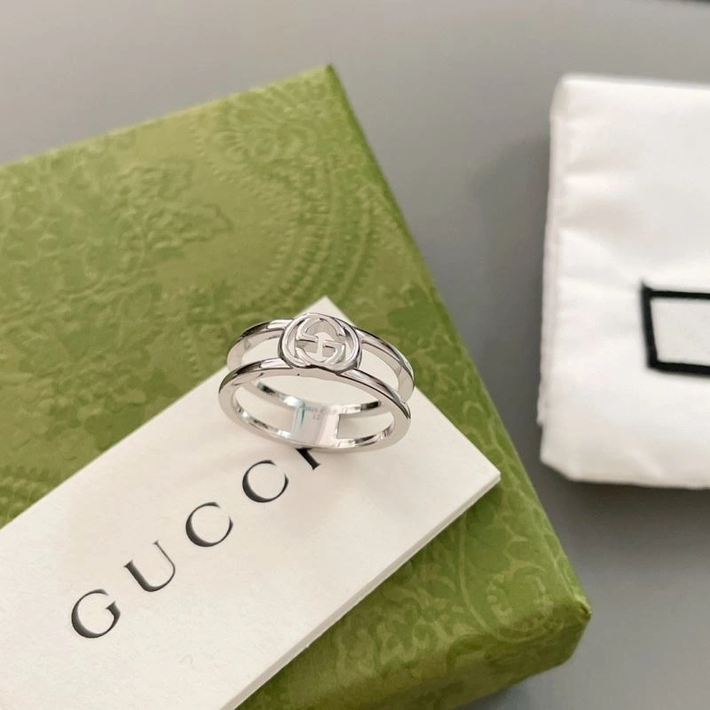 Gucci Rings Elegant 245758