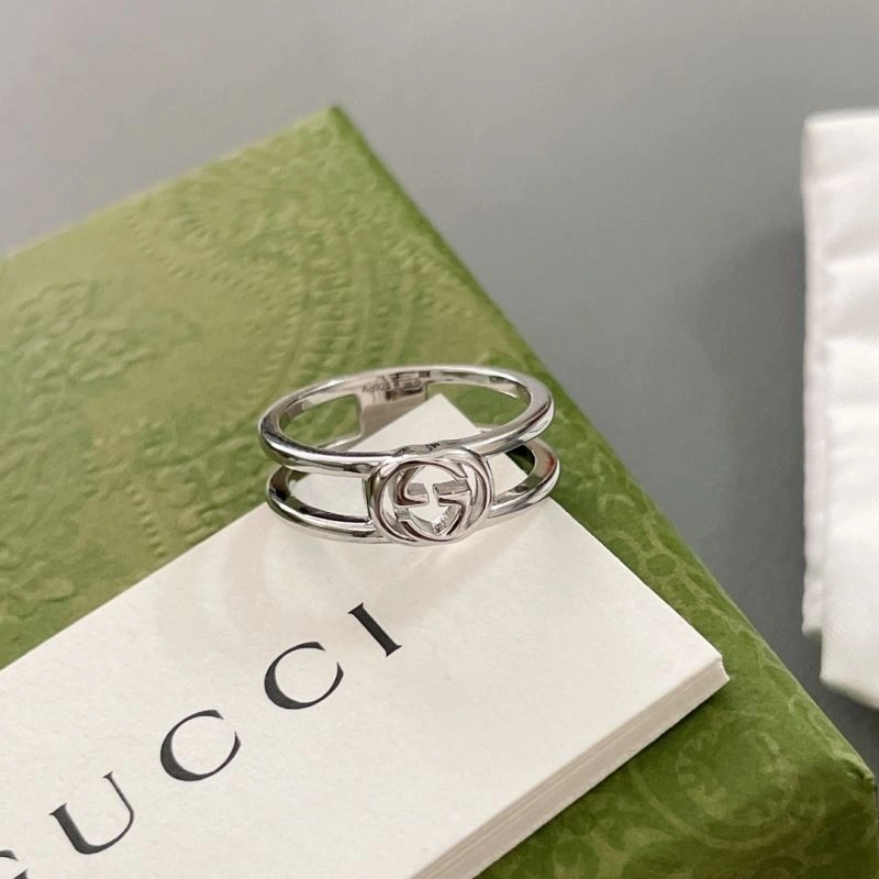 Gucci Rings Elegant 245758