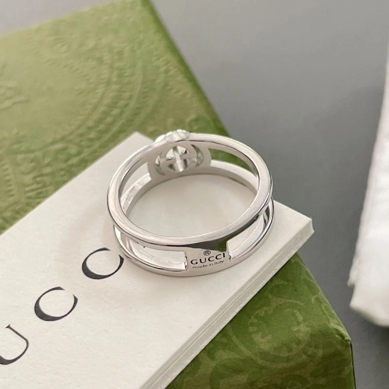 Gucci Rings Elegant 245758