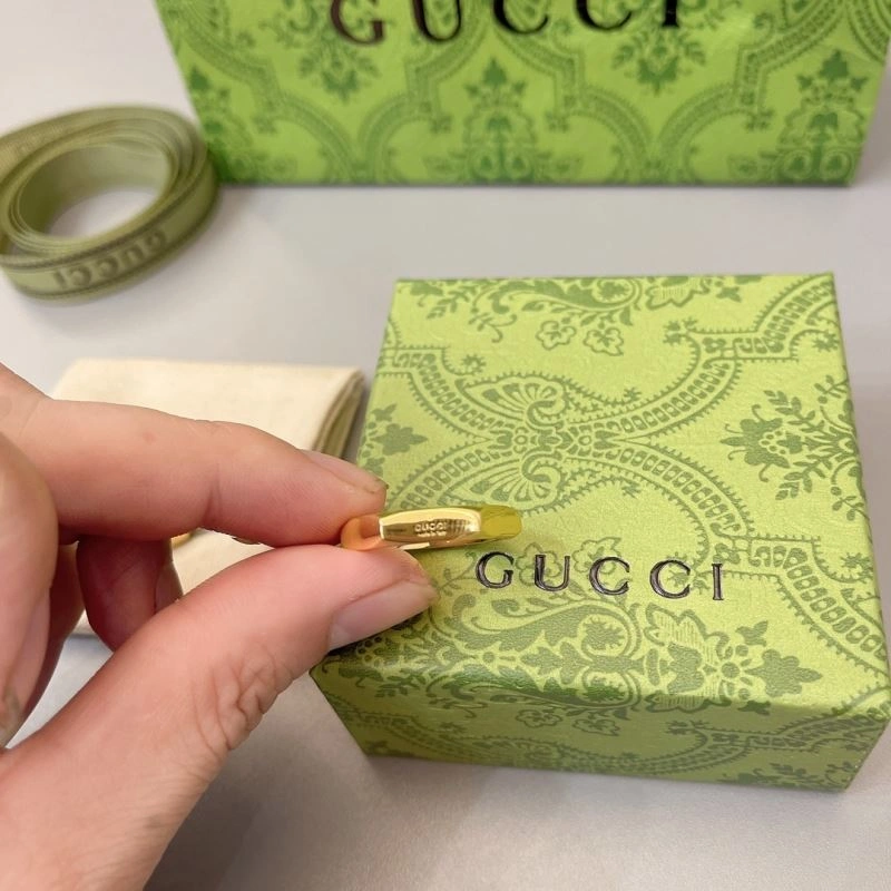 Breathable Gucci Rings 246411