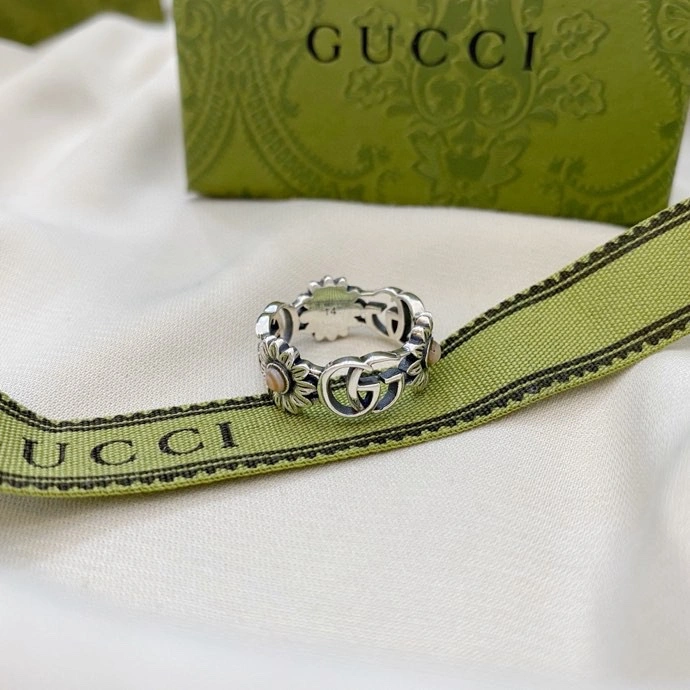 Elegant Gucci Rings 244693