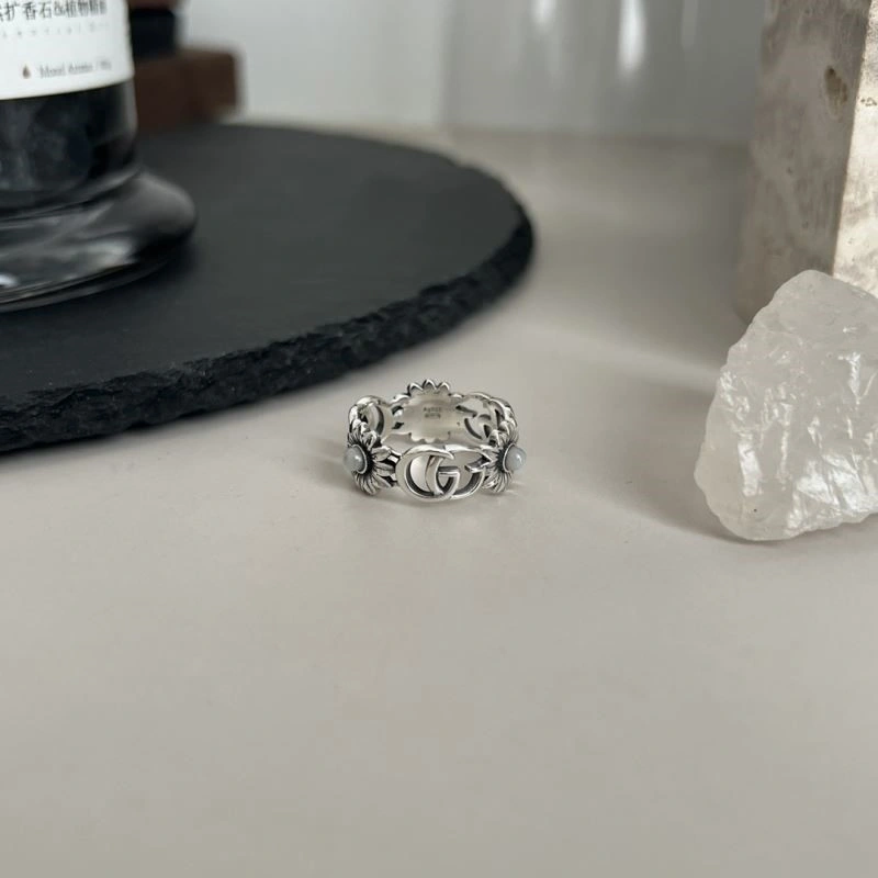 Lightweight Gucci Rings 244204