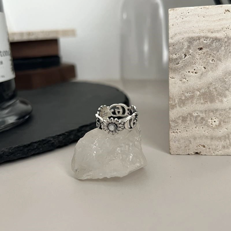 Lightweight Gucci Rings 244204