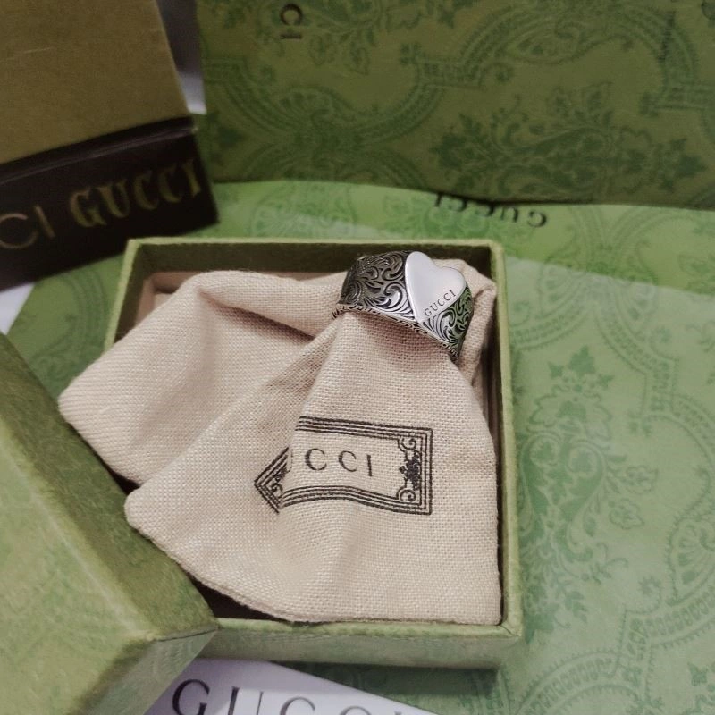 Gucci Rings Comfortable 243926