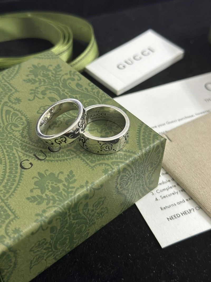 Sleek Gucci Rings 243910