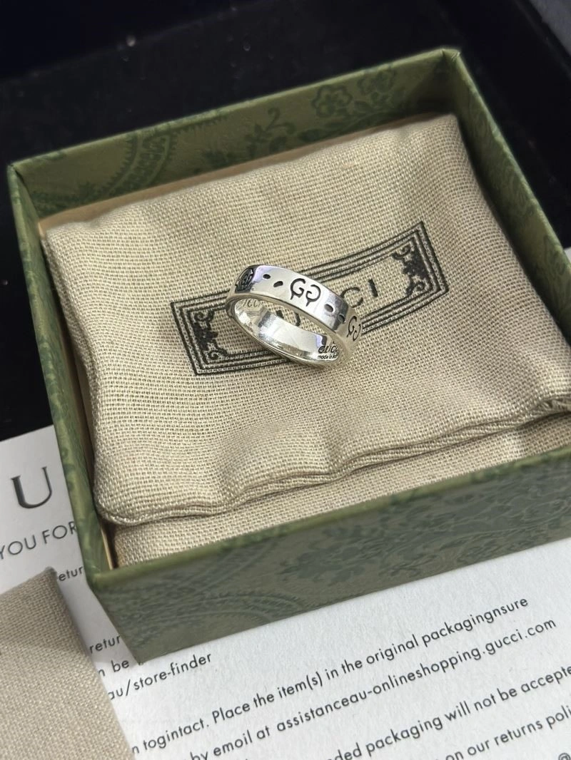 Sleek Gucci Rings 243910
