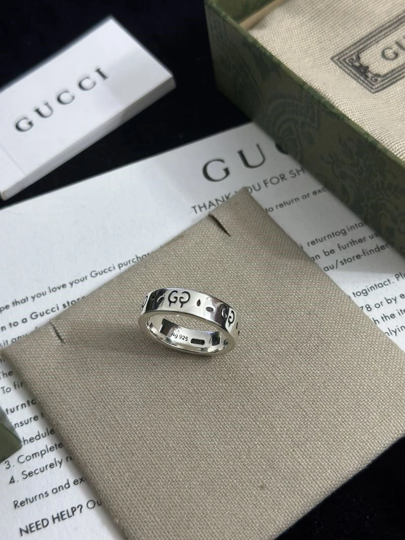 Sleek Gucci Rings 243910