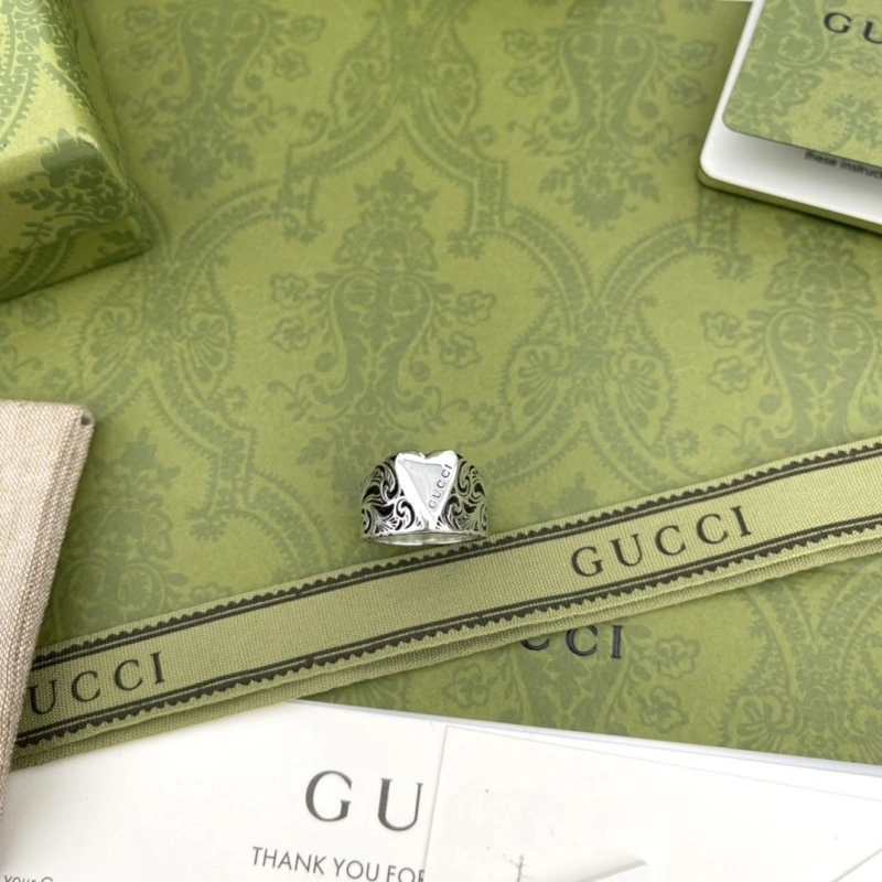Gucci Rings SmartChoice 242858
