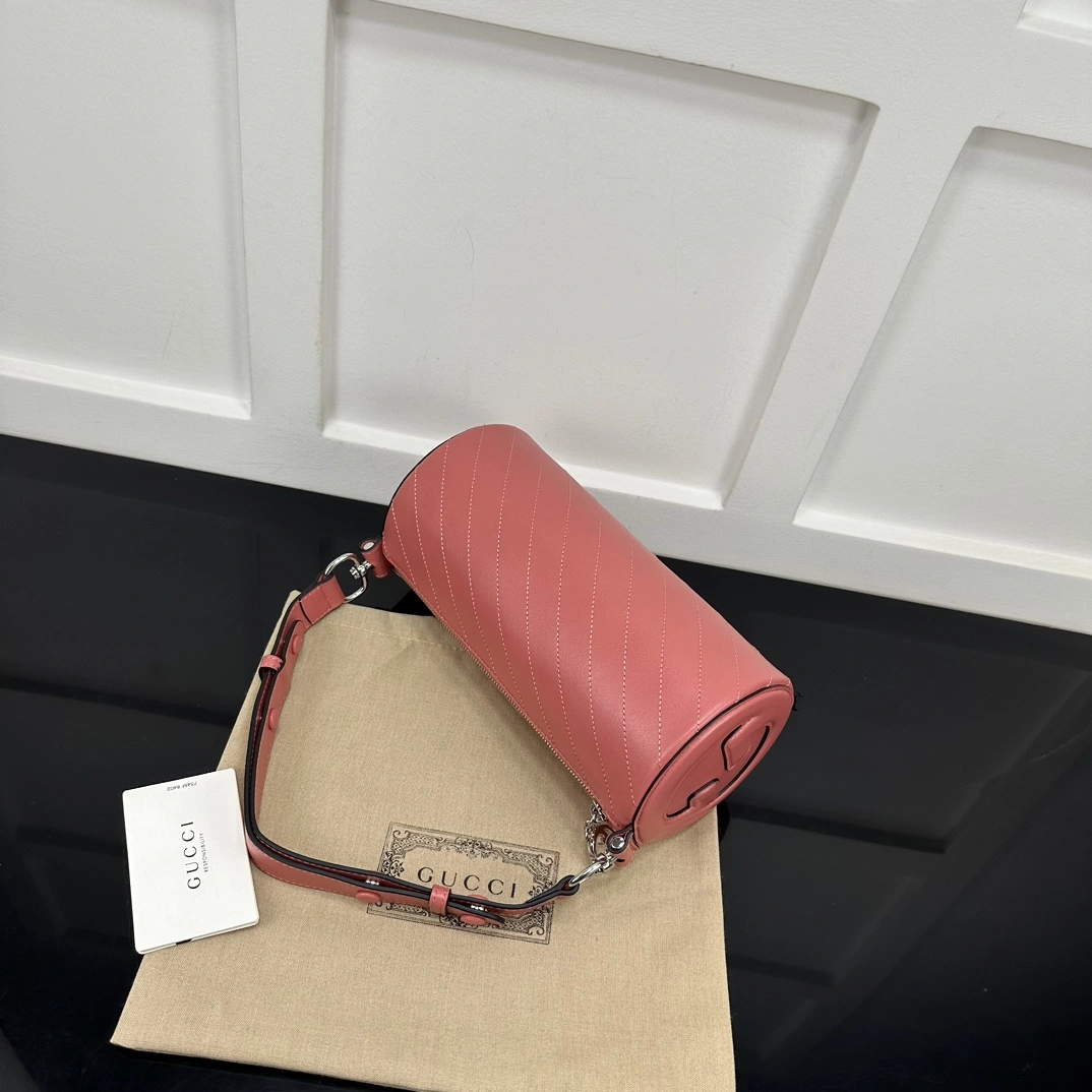 Gucci Round Bags Practical 72539