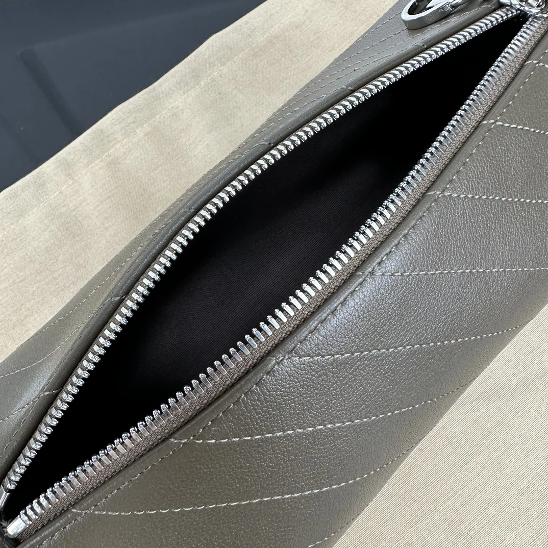 Gucci Round Bags EyeCatching 72544