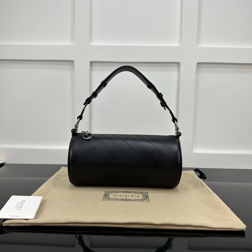Tailored Gucci Round Bags 72537
