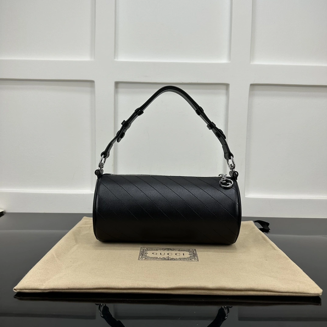 Tailored Gucci Round Bags 72537
