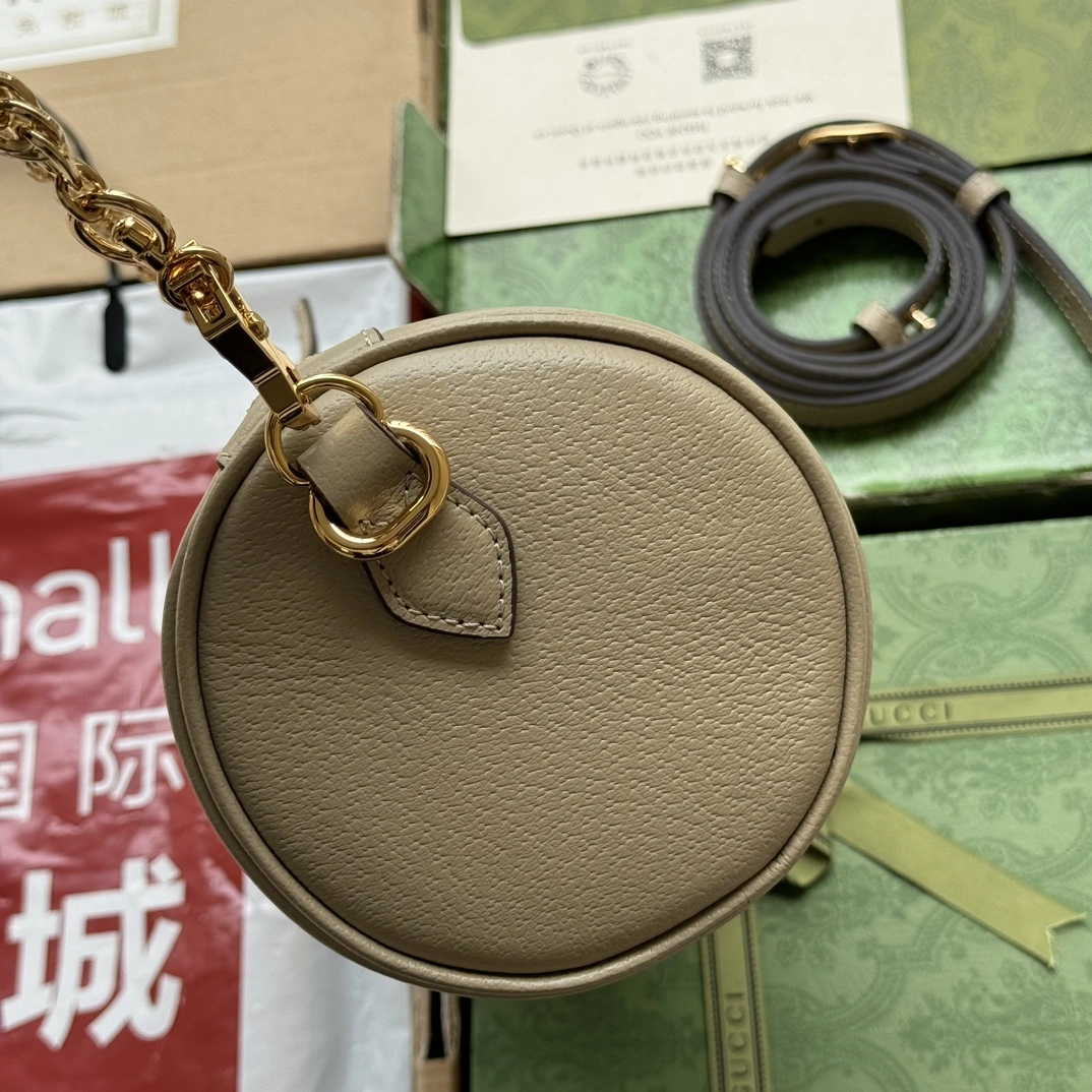 RelaxedFit Gucci Round Bags 72520