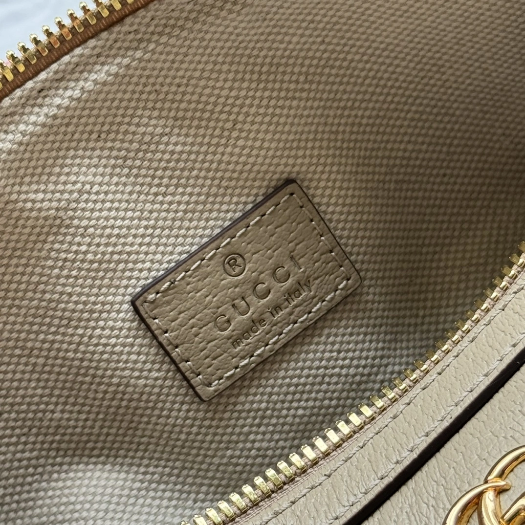 RelaxedFit Gucci Round Bags 72520