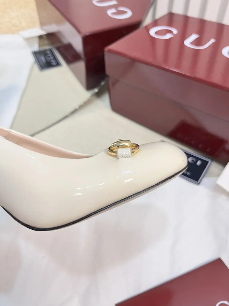 Gucci Sandals Vibrant 25059