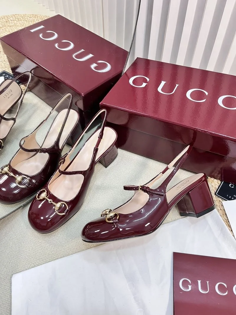 Chic Gucci Sandals 25048