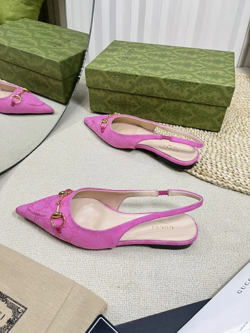 Timeless Gucci Sandals 25038