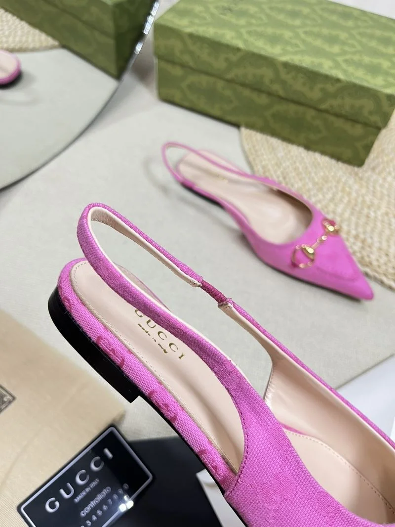 Timeless Gucci Sandals 25038