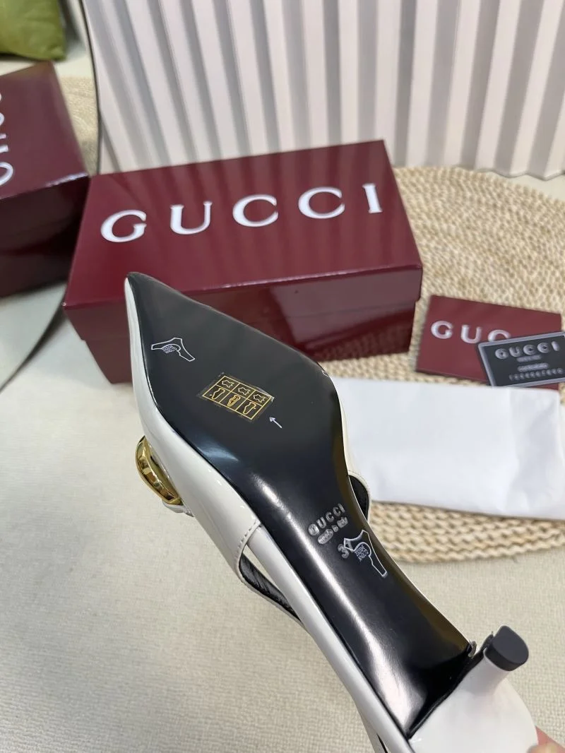 WaterResistant Gucci Sandals 25099