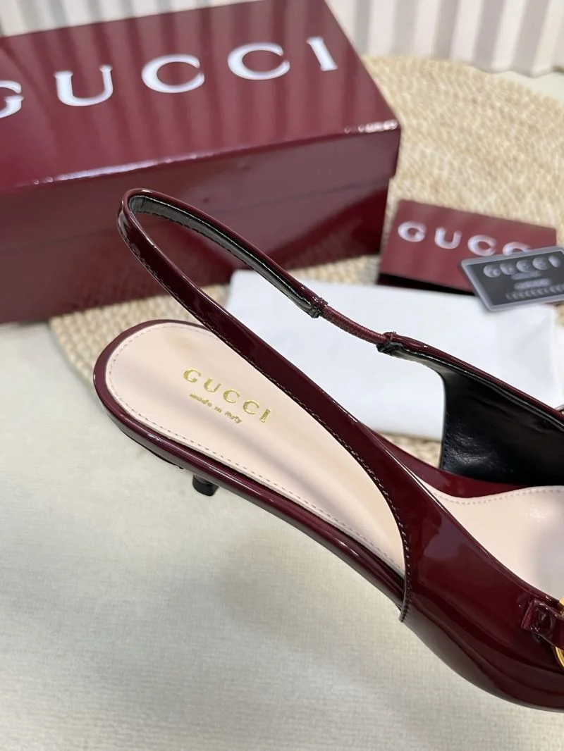 ZipUp Gucci Sandals 25031