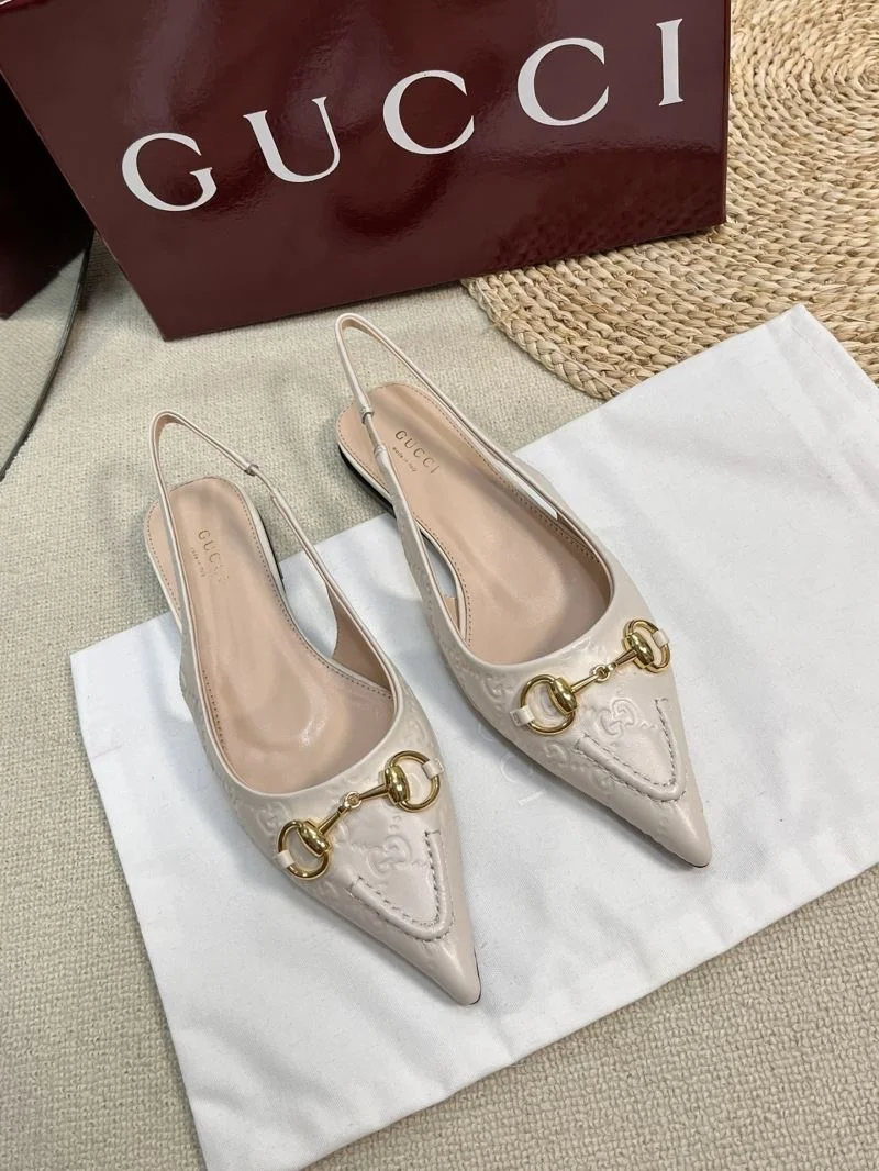 Cozy Gucci Sandals 25036