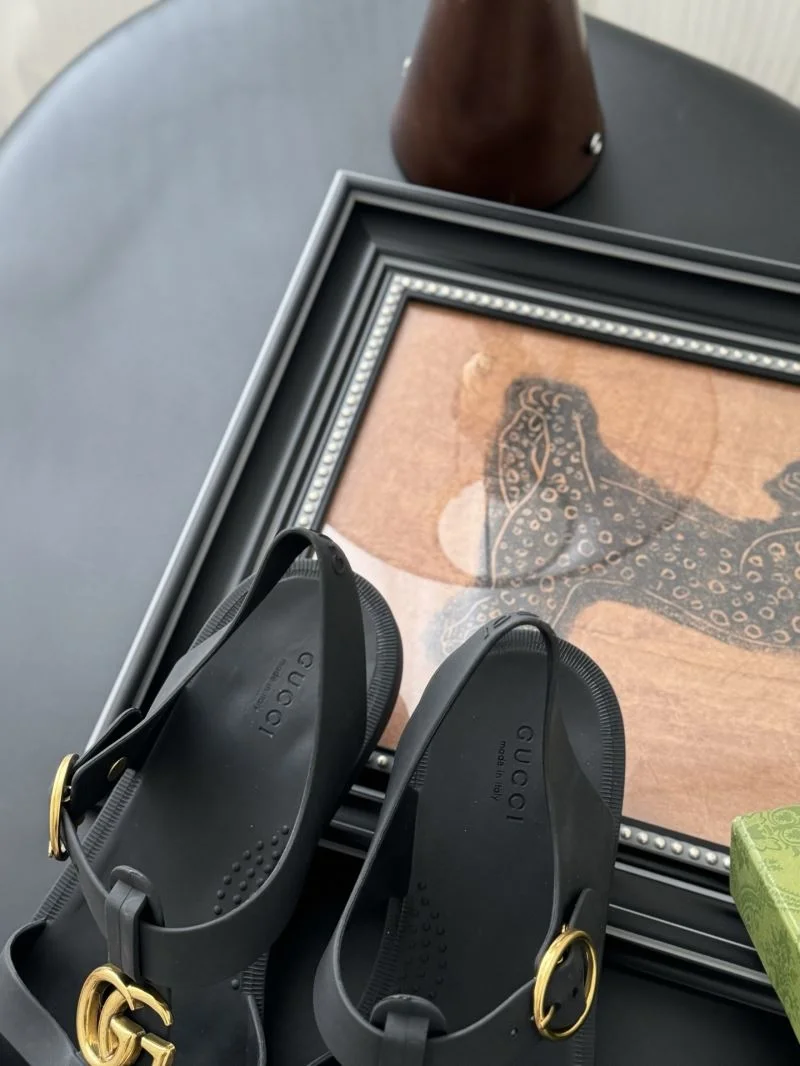 QuickDry Gucci Sandals 24813