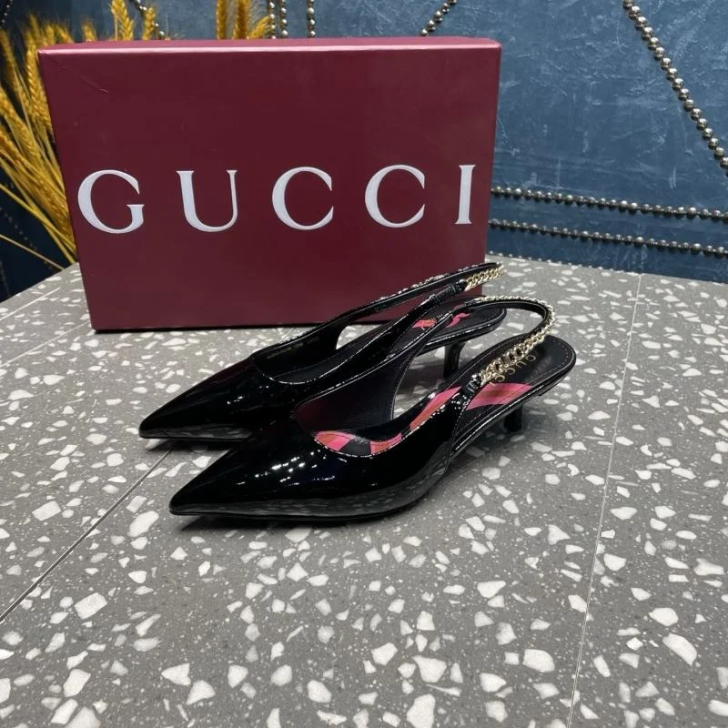 Gucci Sandals Elegant 25977