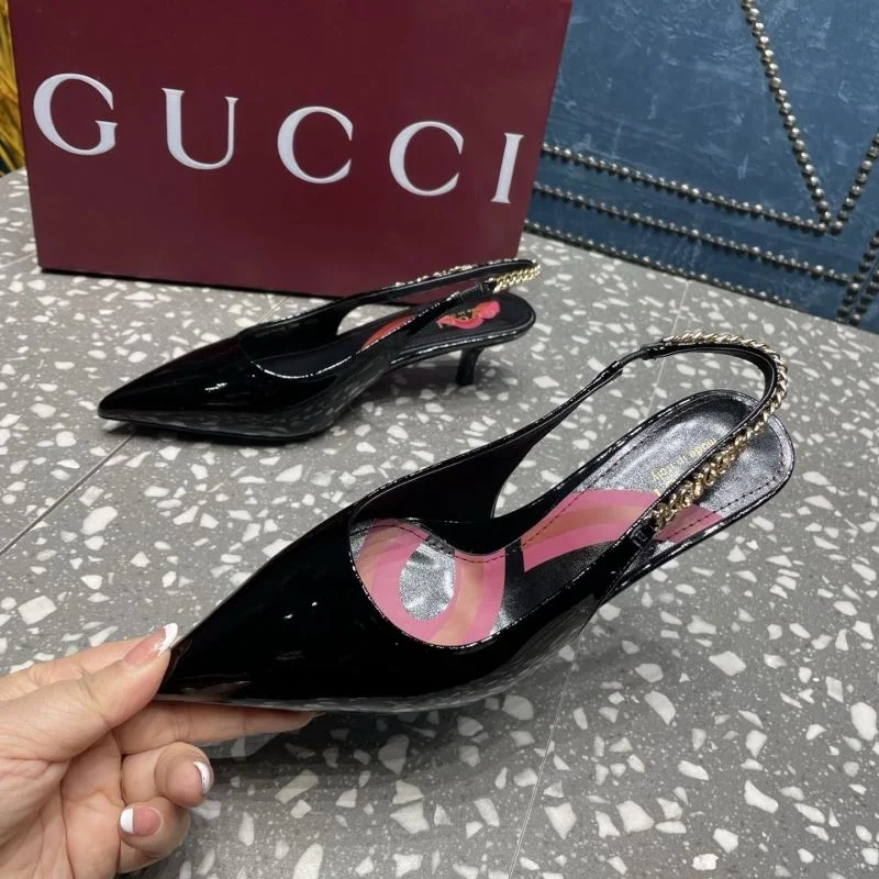 Gucci Sandals Elegant 25977