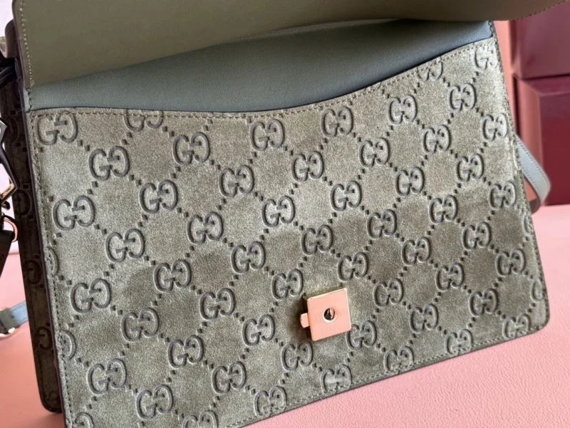 Snug Gucci Satchel Bags Others 49676