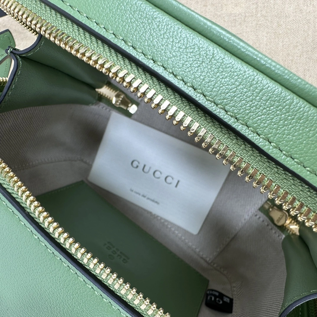 WeatherProof Gucci Satchel Bags 67392