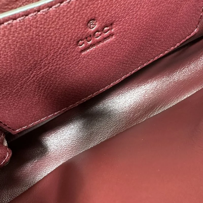 Unisex Gucci Satchel Bags 51029