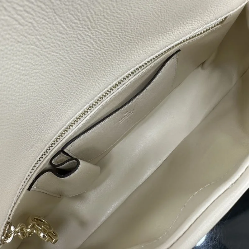 Gucci Satchel Bags Effortless 50984