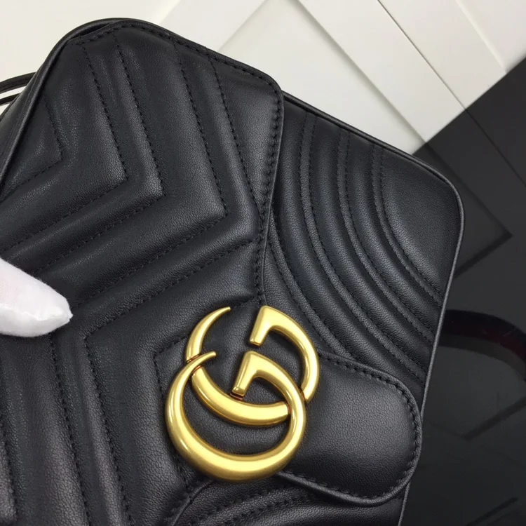 SmoothTexture Gucci Satchel Bags 50837