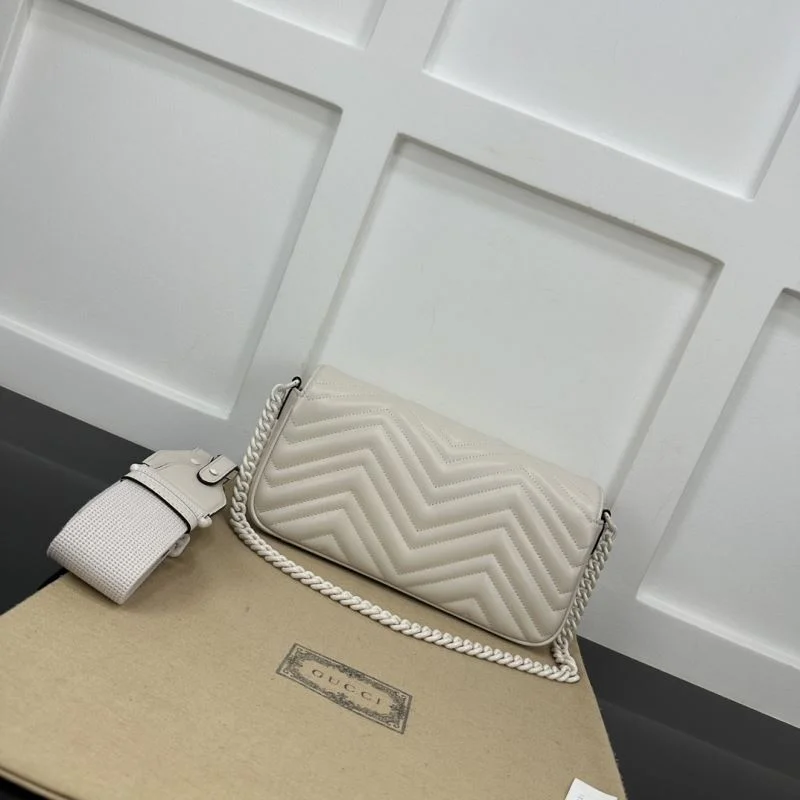 Breathable Gucci Satchel Bags 50469