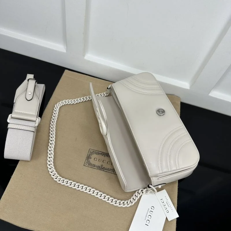 Breathable Gucci Satchel Bags 50469