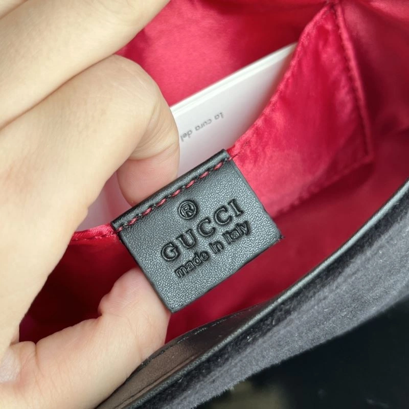 Gucci Satchel Bags Snug 81320