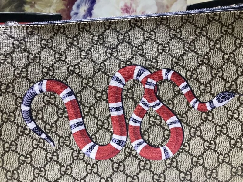 Resilient Gucci Satchel Bags 81132