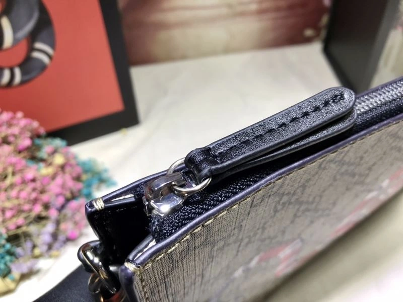 Resilient Gucci Satchel Bags 81132
