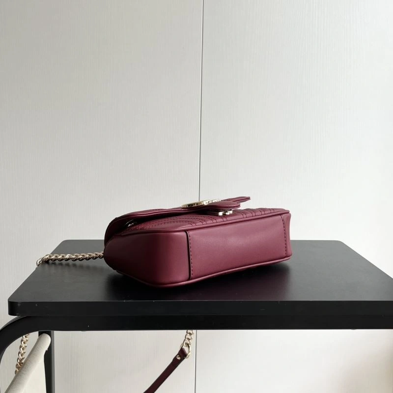 Gucci Satchel Bags Functional 81110
