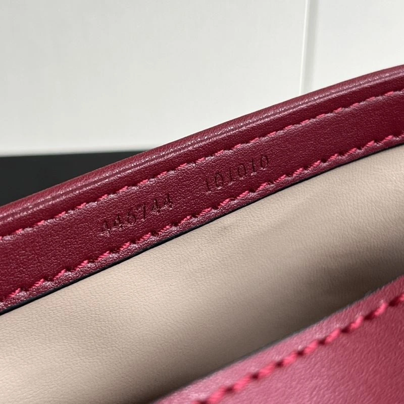 Gucci Satchel Bags Functional 81110