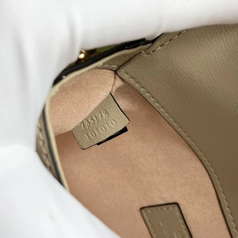 Gucci Satchel Bags Neat 81062