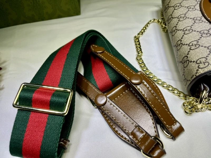 Flexible Gucci Satchel Bags 81033