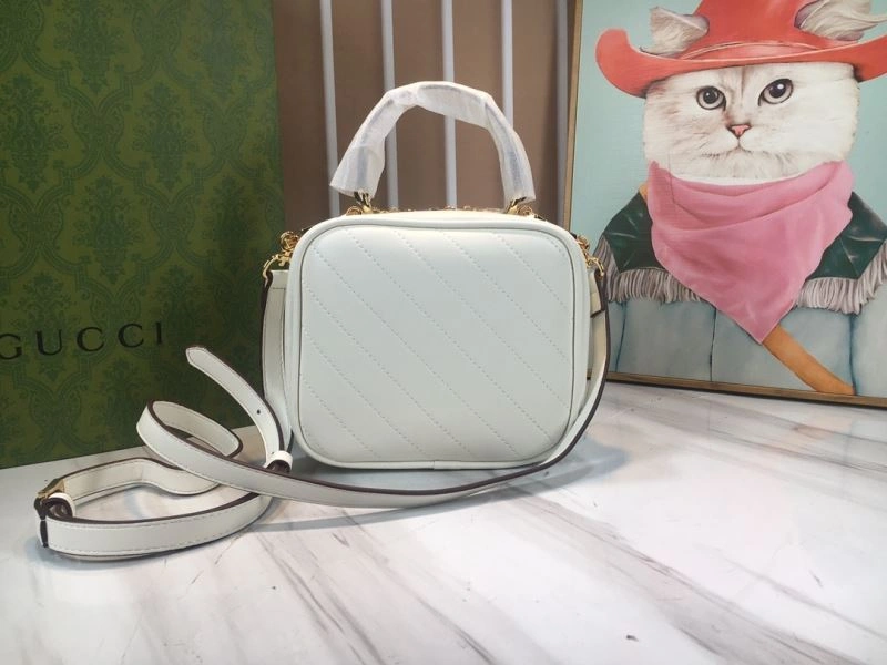 Gucci Satchel Bags Snug 80898