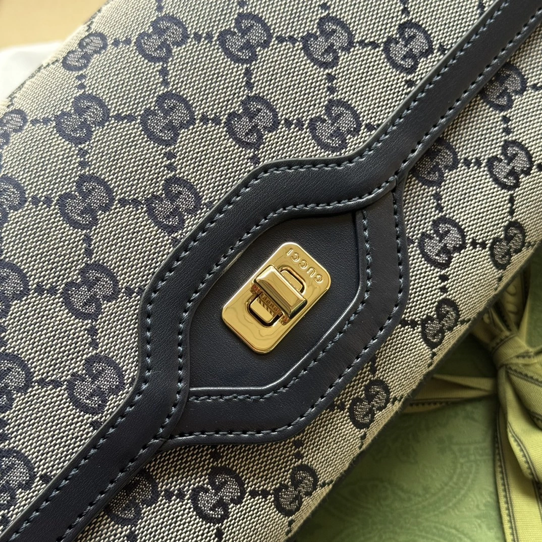 Gucci Satchel Bags Effortless 72405