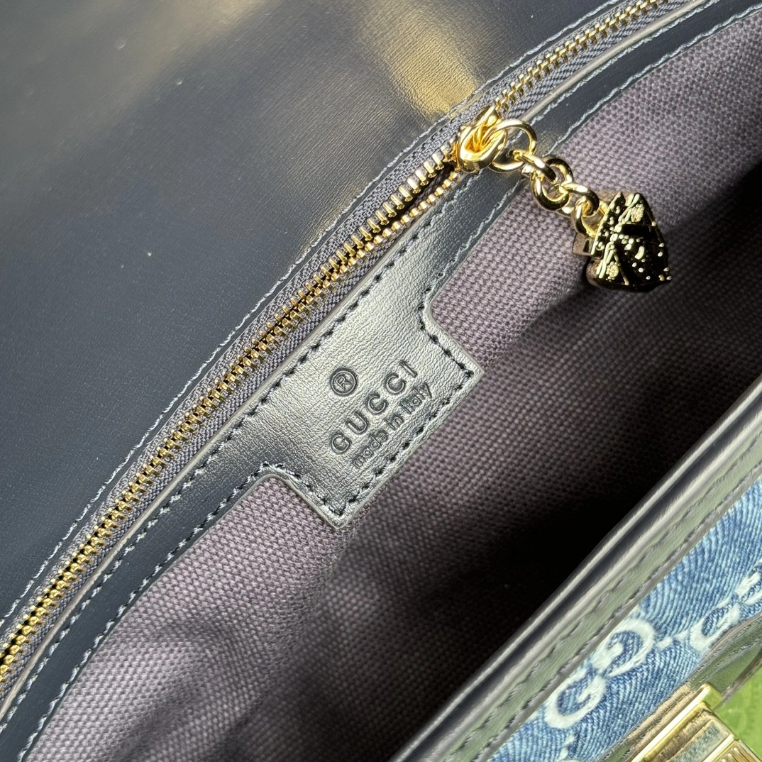 Stretchable Gucci Satchel Bags 72450