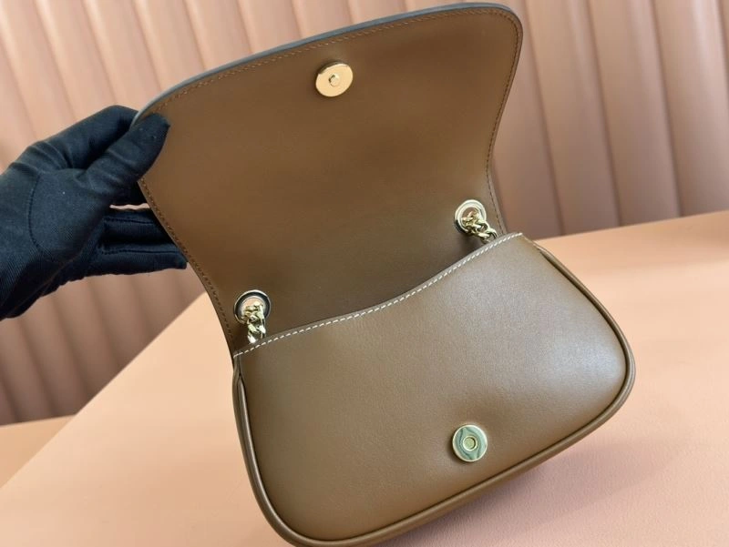 SmoothTexture Gucci Satchel Bags 64816