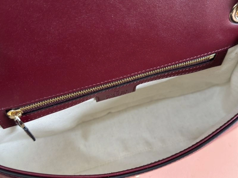 Gucci Satchel Bags Effortless 64810