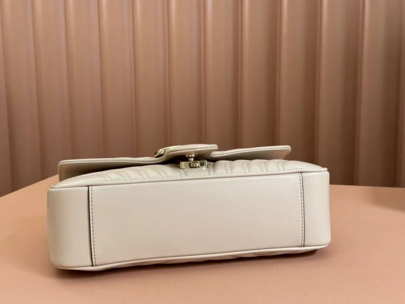Breathable Gucci Satchel Bags 49925