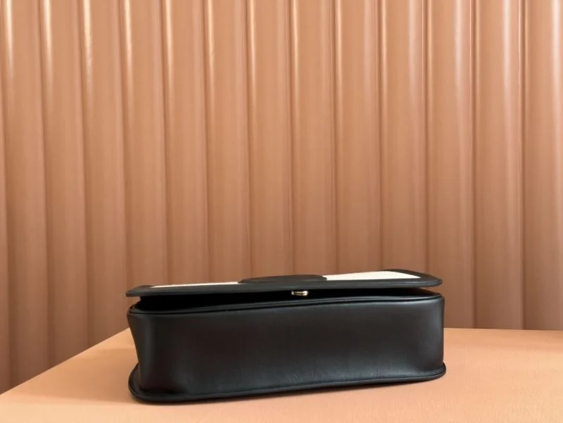WeatherProof Gucci Satchel Bags 49900